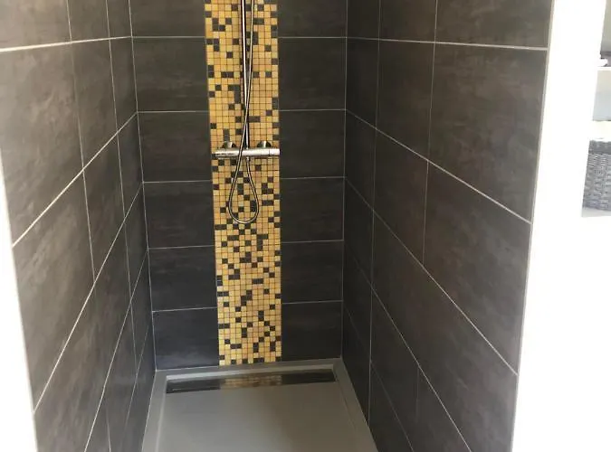 Les Vieille Tuiles Apartamento